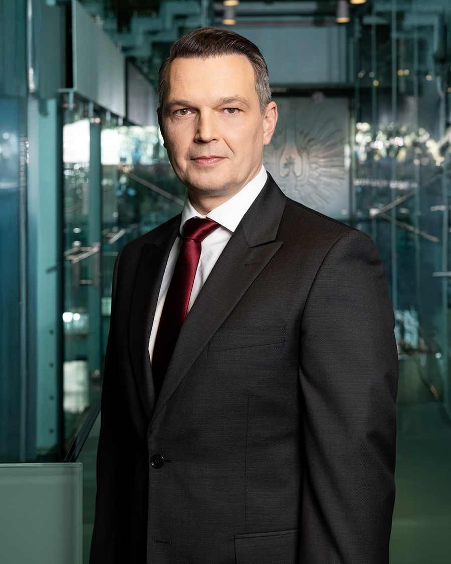 Rzecznik Prasowy SN SSN Igor Zgolinski.png