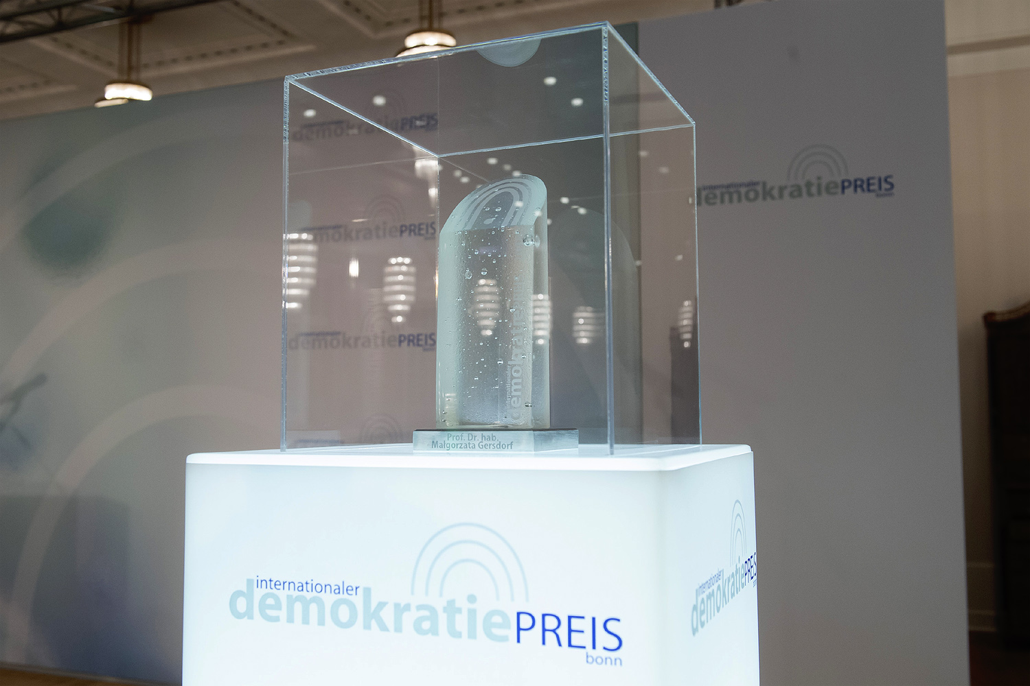 2019-11-08_demokratie_preis.jpg