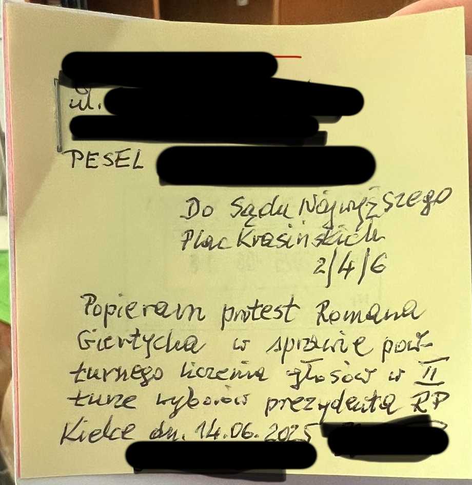 Protest na żółtej karteczce wymazany.png