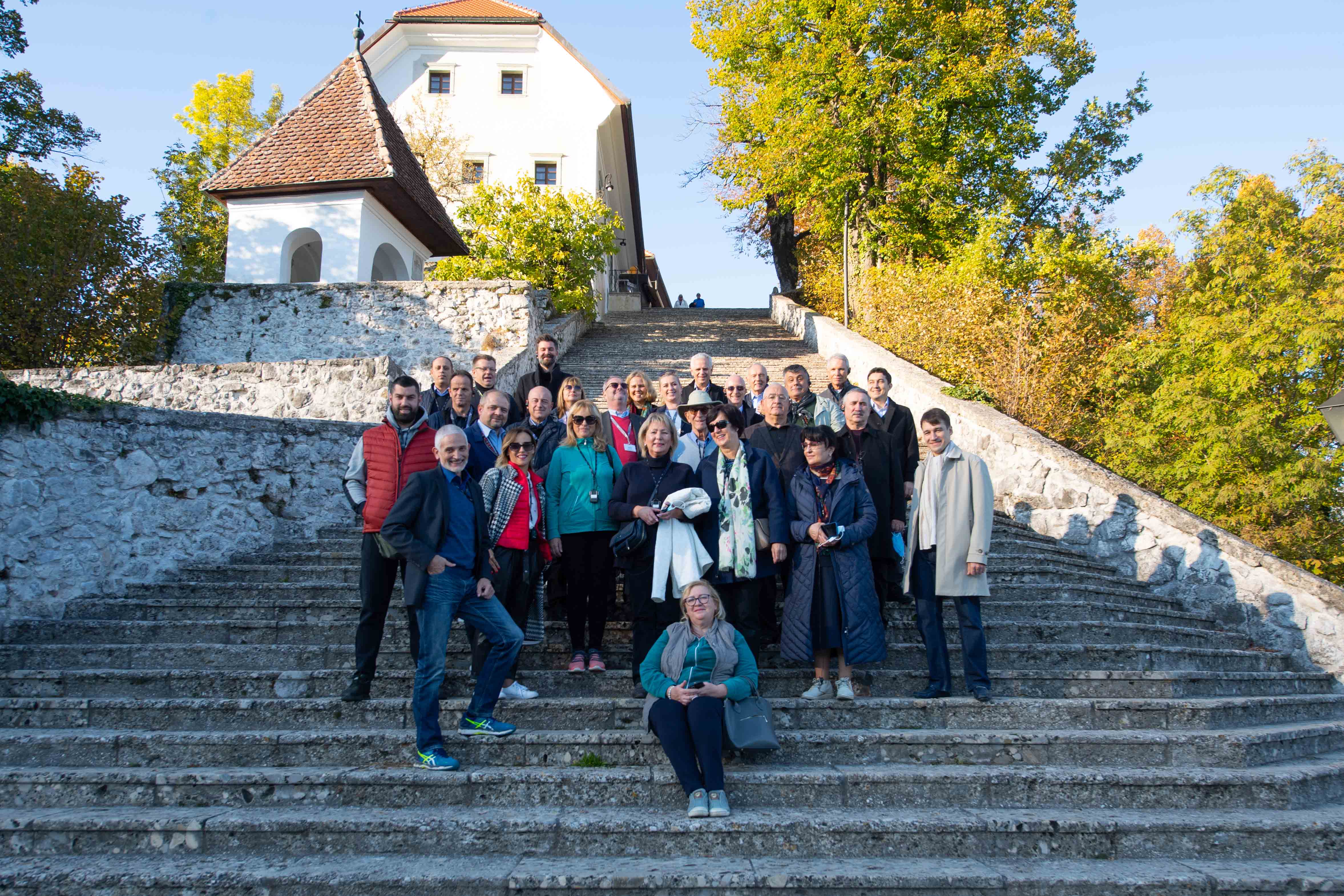 bled2021_group_photo3.jpg